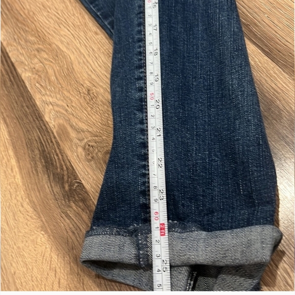 White House Black Market Slim Crop Roll Up Stretch Jeans Size 12 Denim - Picture 9 of 10